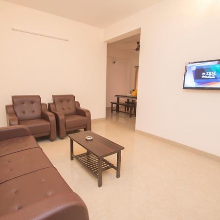 Thulasirams Service Apartments Coimbatore Rom bilde