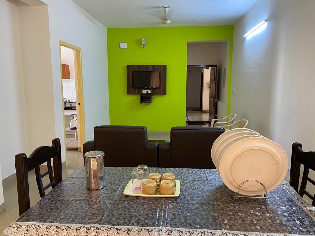 Thulasirams Service Apartments Coimbatore Eksteriør bilde