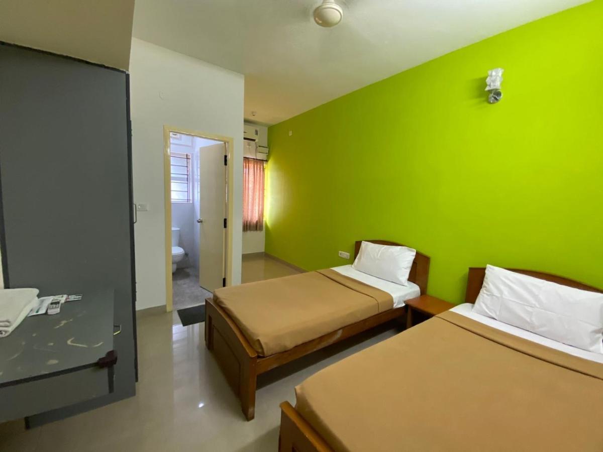 Thulasirams Service Apartments Coimbatore Eksteriør bilde