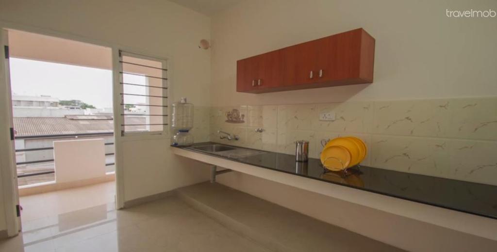 Thulasirams Service Apartments Coimbatore Eksteriør bilde