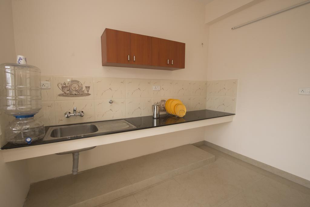 Thulasirams Service Apartments Coimbatore Eksteriør bilde