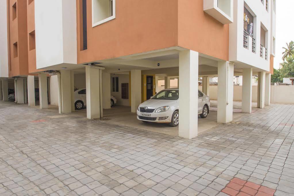 Thulasirams Service Apartments Coimbatore Eksteriør bilde